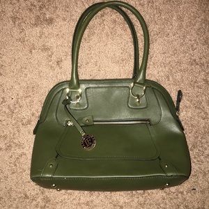 London Fog Green Purse😍😍